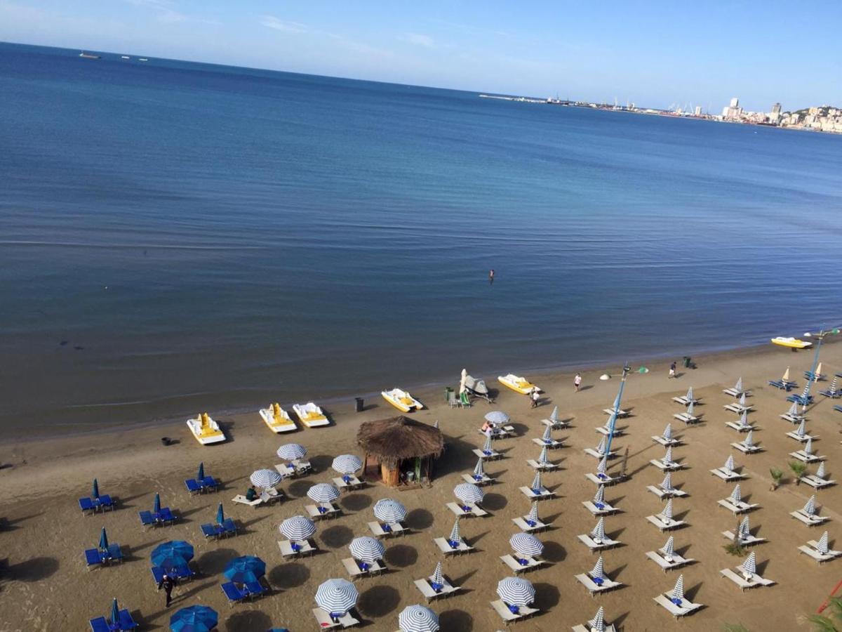 Hotel Vala Durrës Extérieur photo