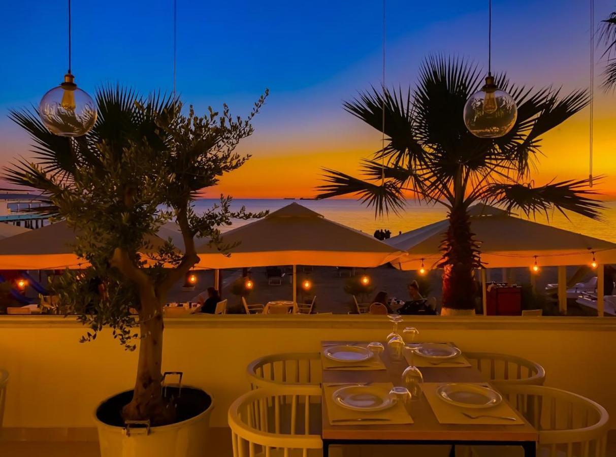 Hotel Vala Durrës Extérieur photo